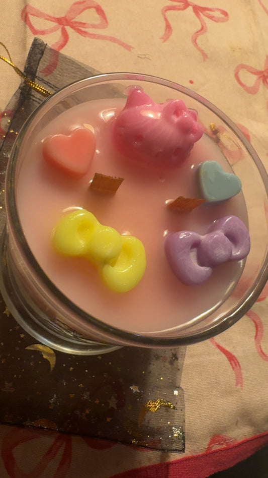 Hello kitty candle
